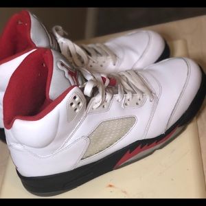 Air Jordan V (5)